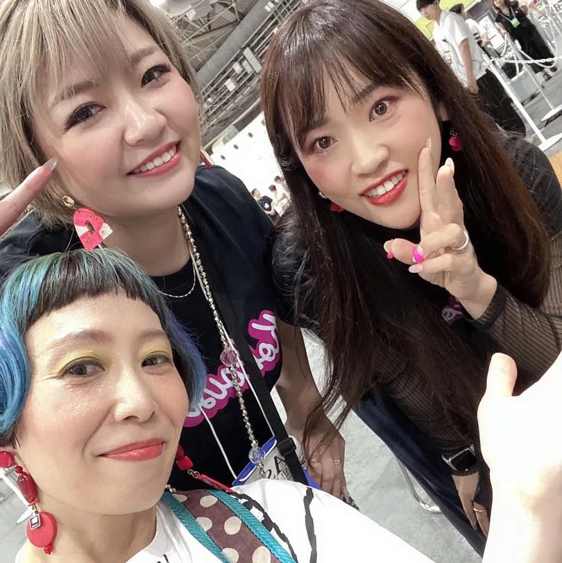 ﾟ･*:.｡. .｡.:*･゜ﾟ･*:.｡. .｡.:*･゜...