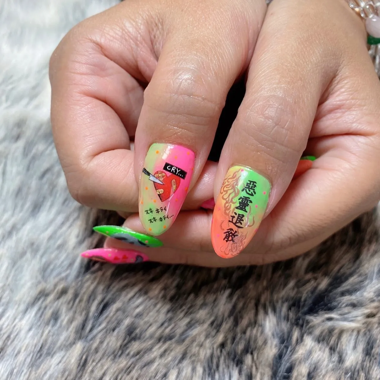 ﾟ･*:.｡. .｡.:*･゜ﾟ･*:.｡. .｡.:*･゜...