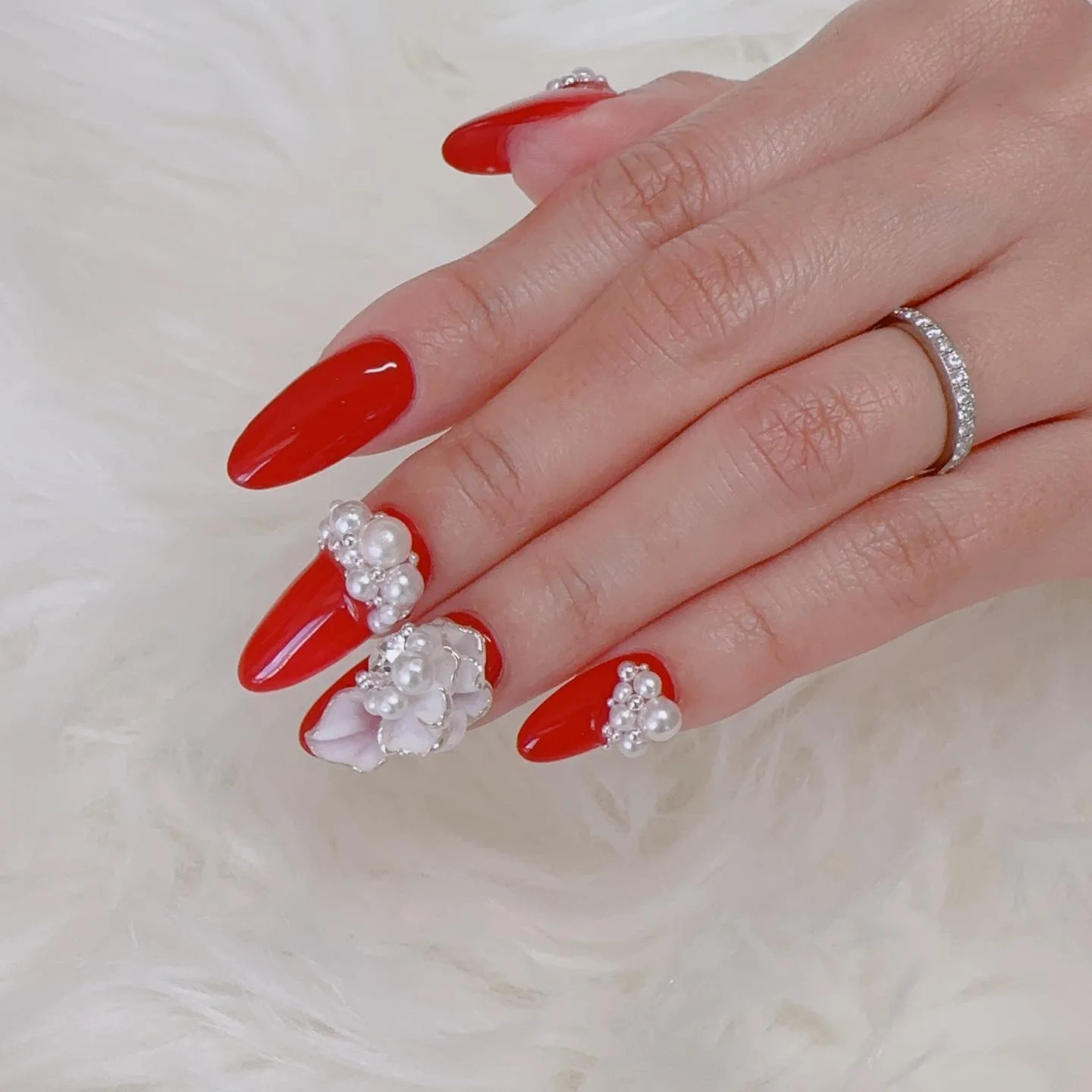 ﾟ･*:.｡. .｡.:*･゜ﾟ･*:.｡. .｡.:*･゜...