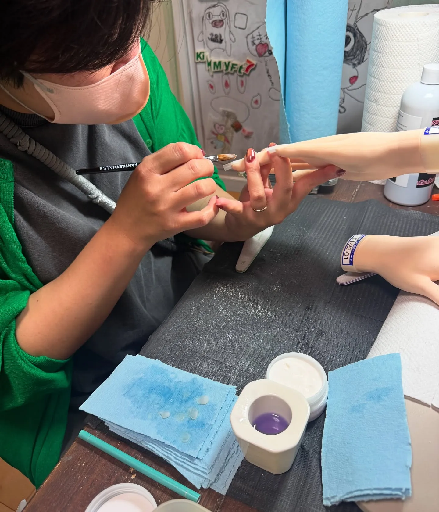 スカルプチュア5本とチップオーバーレイ2本作成するまで進みま...