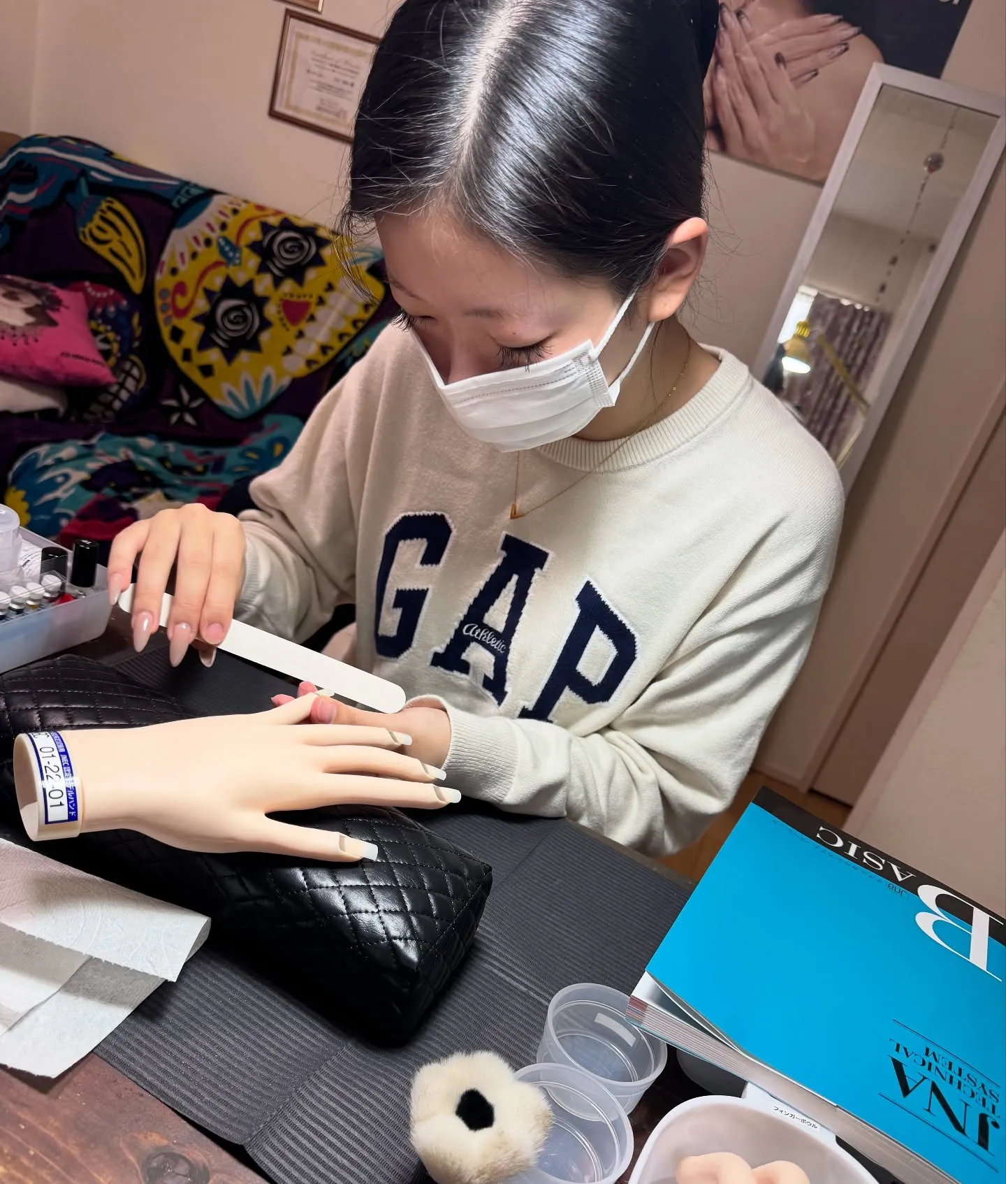 冬のネイリスト検定に向けてスクールへ入校した生徒さん👏